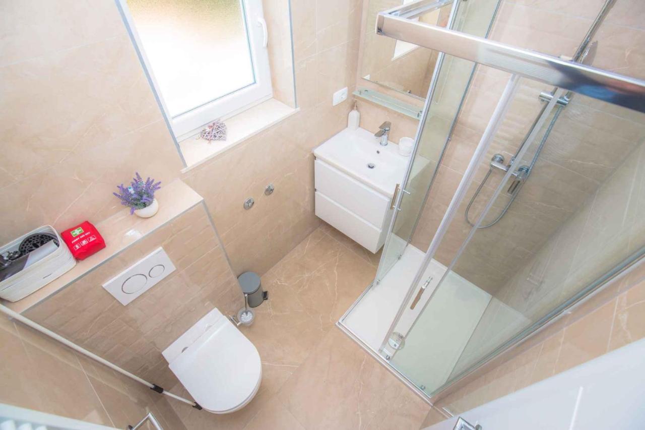 Apartments In Rogoznica 40364 Экстерьер фото