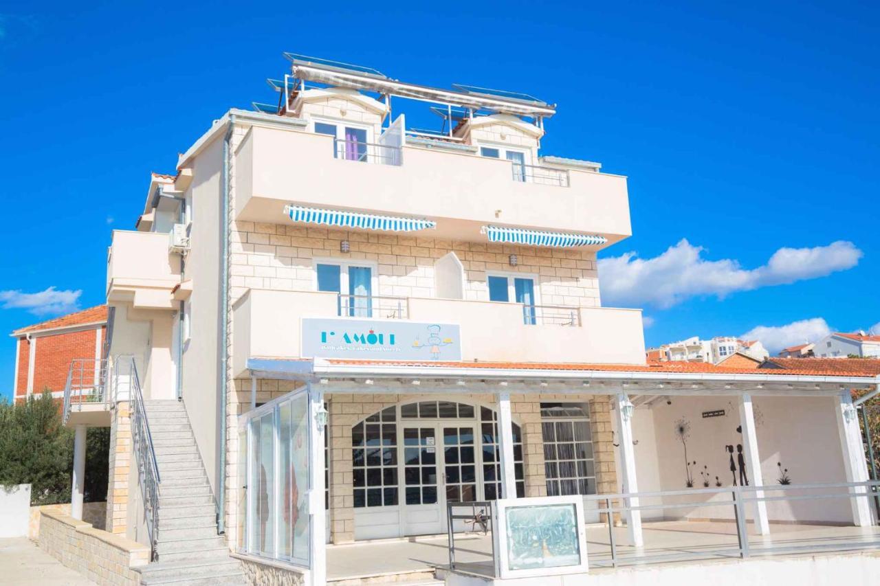 Apartments In Rogoznica 40364 Экстерьер фото