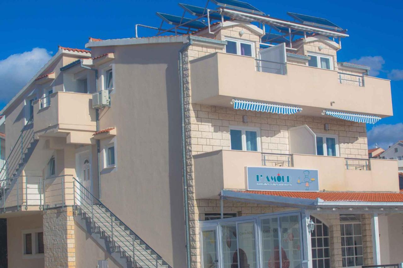 Apartments In Rogoznica 40364 Экстерьер фото