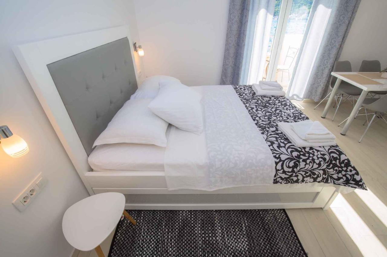 Apartments In Rogoznica 40364 Экстерьер фото